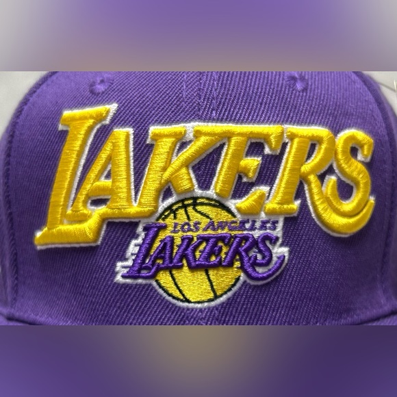 NEW Pro Standard Purple NBA Los Angeles Lakers Wordmark And Logo Snapback - OSFA - Picture 4 of 9